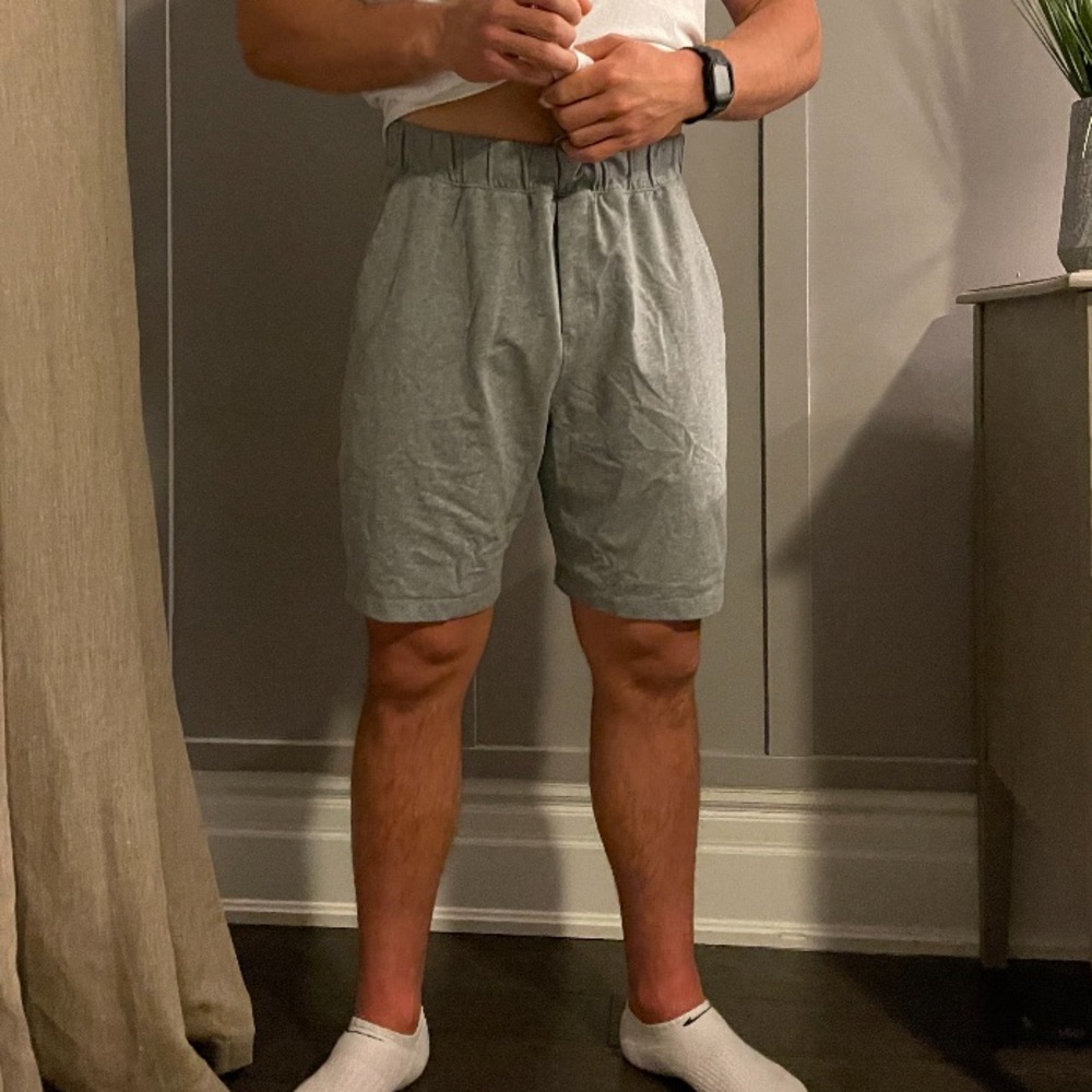 Lululemon grey shorts size L